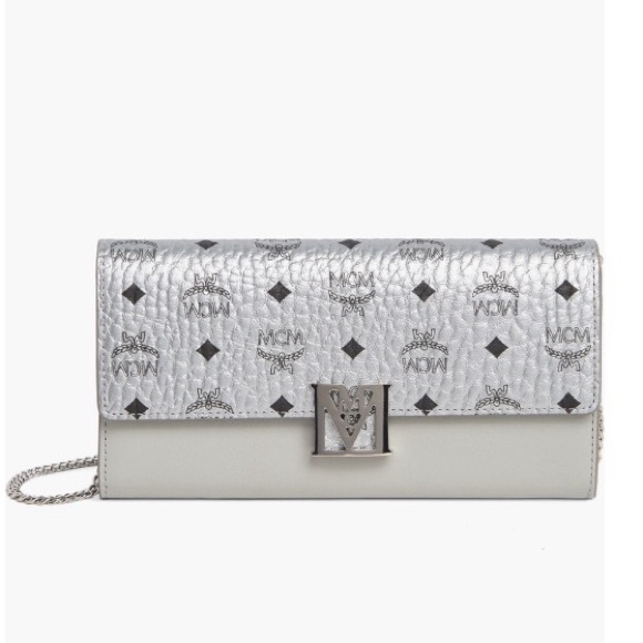 NWT MCM Travia Visetos Wallet on a Chain - Picture 1 of 13